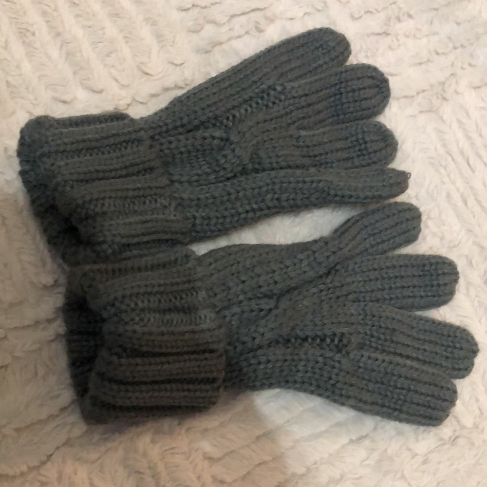 Cable knit gloves grey -  New